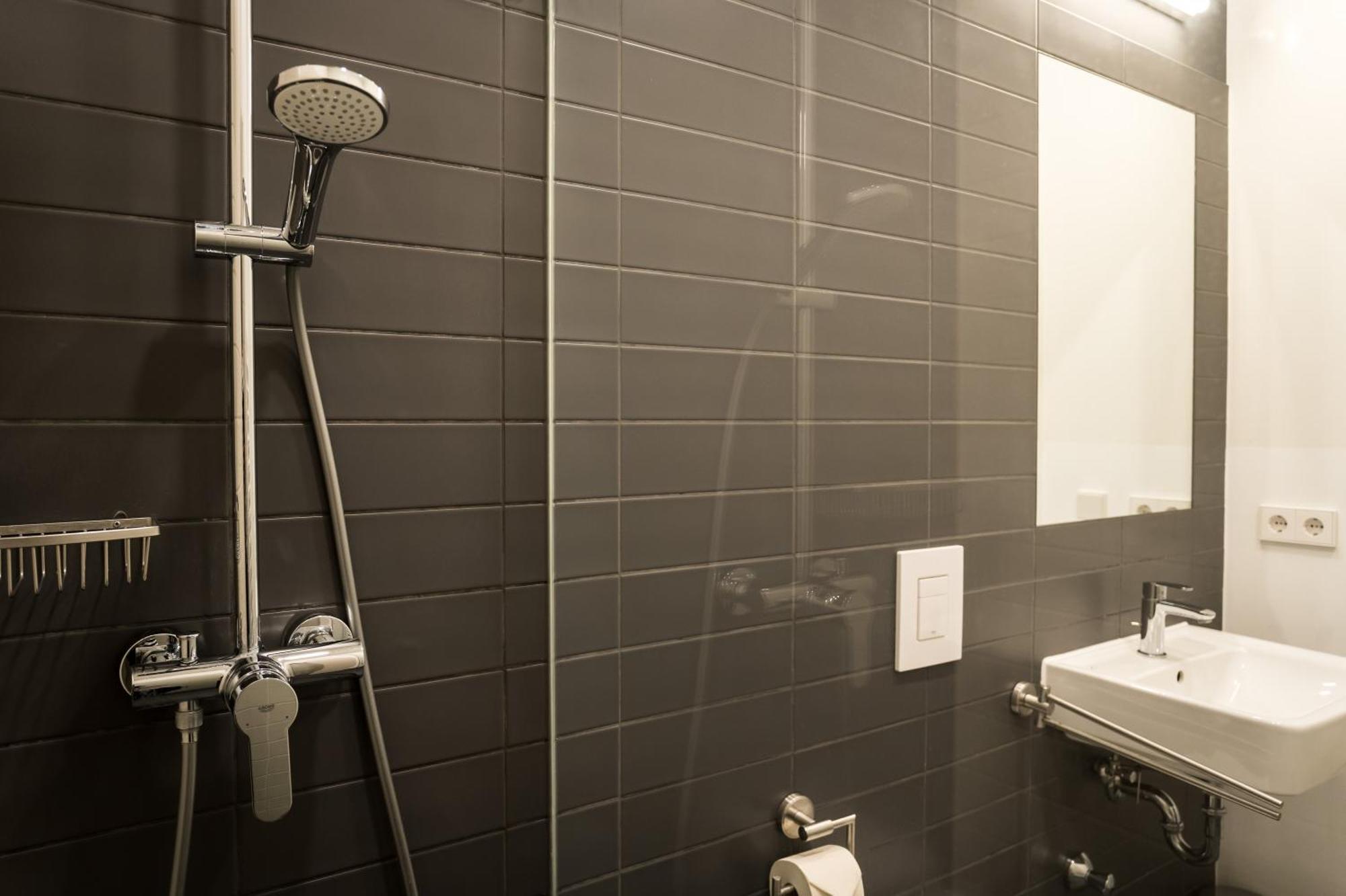 ברלין Homaris Apartments Schlueterstrasse מראה חיצוני תמונה